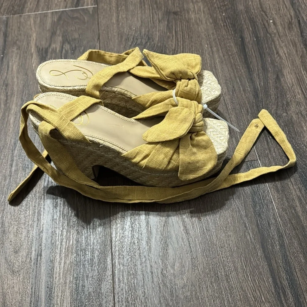 NEW! Sam Edelman Tula Platform Sandals - Size 9 🛵